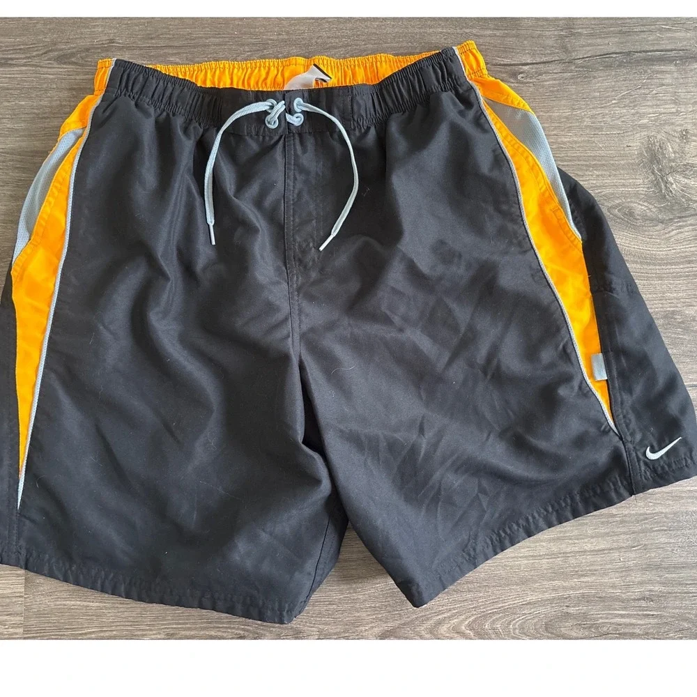 Nike Mens Swim Trunks XL Black Orange Colorblock Mesh Lined Board Shorts